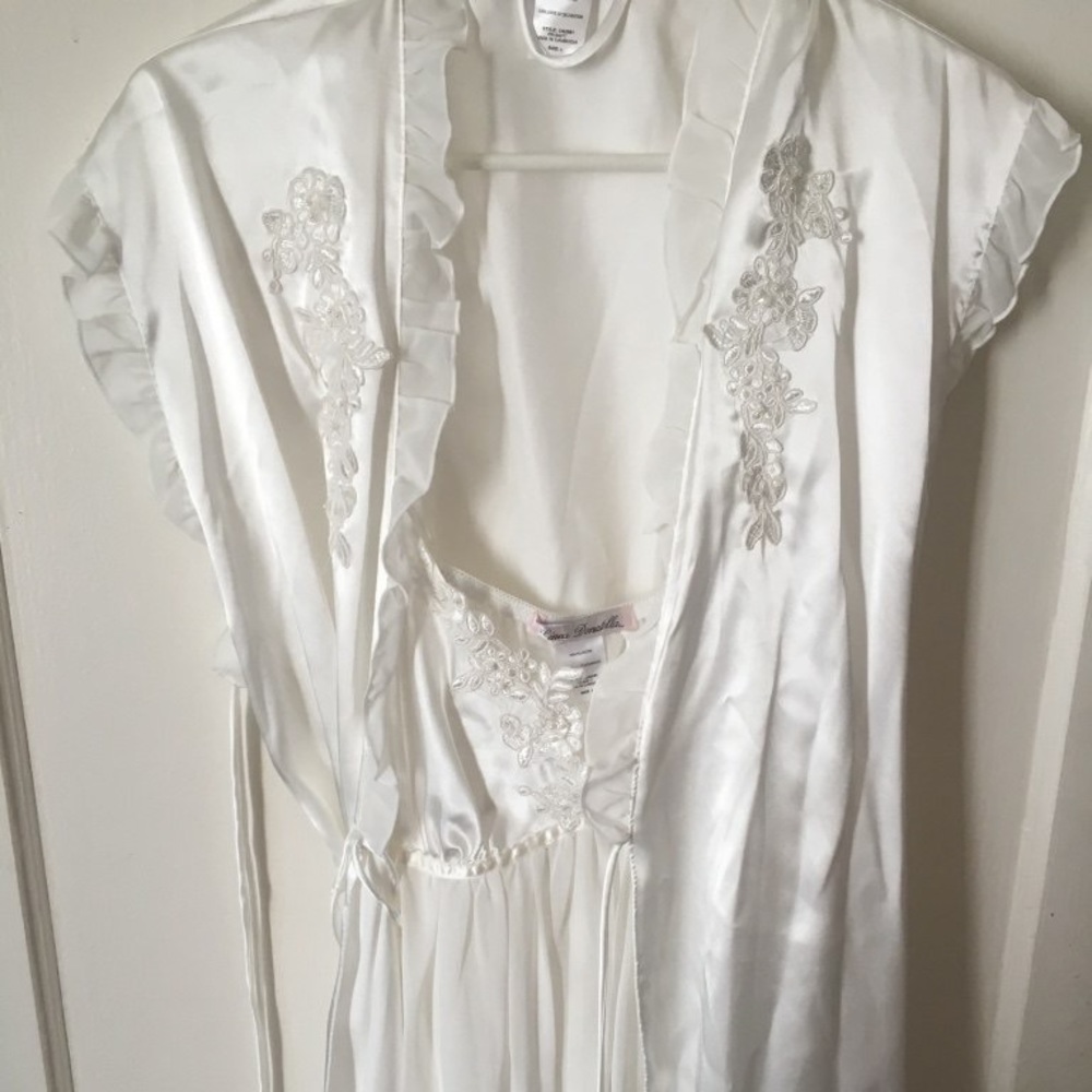 Bridal sleepwear
